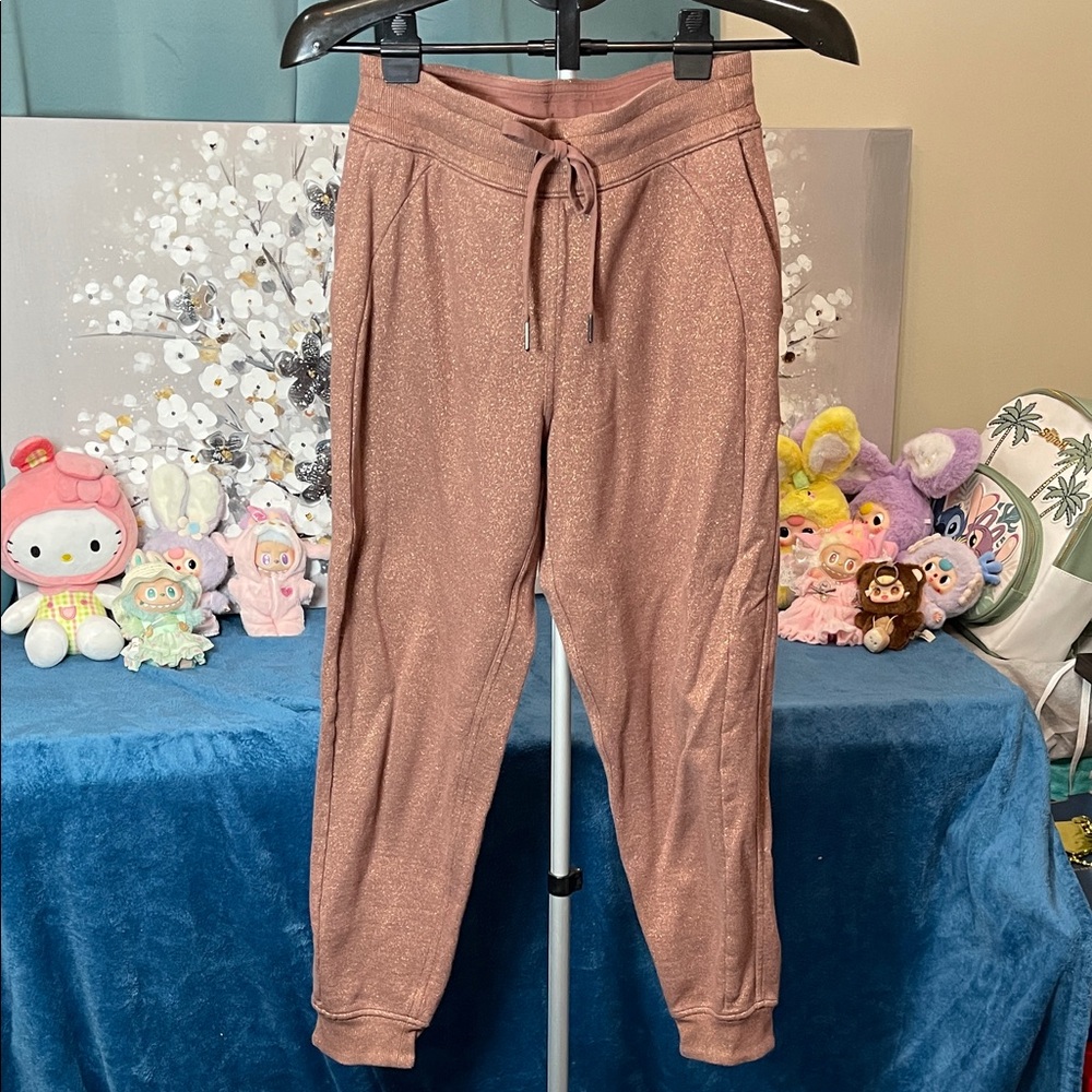 Lululemon Scuba Sparkly Pink Jogger Pants size 6